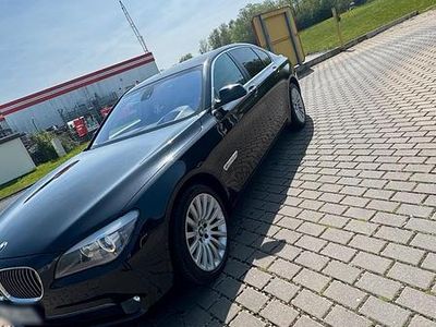 Usata BMW 750 408 CV (300 kW) 2010 Nero Berlina