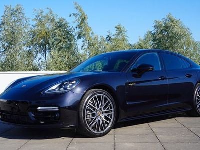 Porsche Panamera 4
