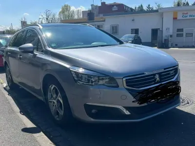 Gebraucht Peugeot 508 SW 150 PS (110 kW) 2015 Silber Kombi