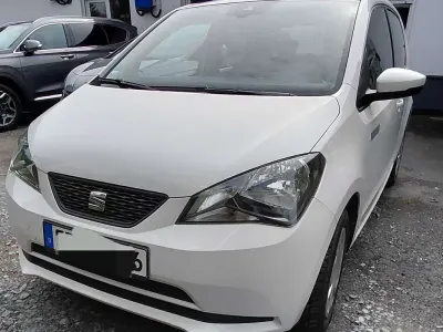 Gebraucht Seat Mii Electric Basis 61 kW (83 PS) 2021 "candy" weiss Kleinwagen
