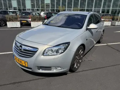 Gebraucht Opel Insignia Executive 222 PS (163 kW) 2010 Beige Kombi