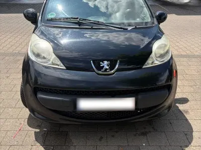 Gebraucht Peugeot 107 Filou 68 PS (50 kW) 2007 Schwarz Kleinwagen