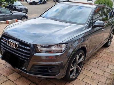 Gebraucht Audi SQ7 Sport 435 PS (319 kW) 2018 Grau SUV