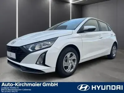 Gebraucht Hyundai i20 Select 79 PS (58 kW) 2025 Weiss Kleinwagen