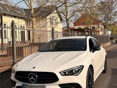 Brugt Mercedes CLA250e AMG line 218 HK (160 kW) 2021 Hvid Sedan