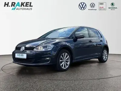 Gebraucht VW Golf VII Trendline 86 PS (63 kW) 2015 Schwarz Limousine