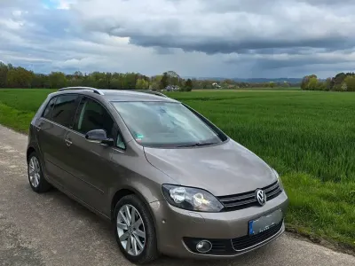 Gebraucht VW Golf Plus Cross Style 105 PS (77 kW) 2011 Braun Van / Kleinbus