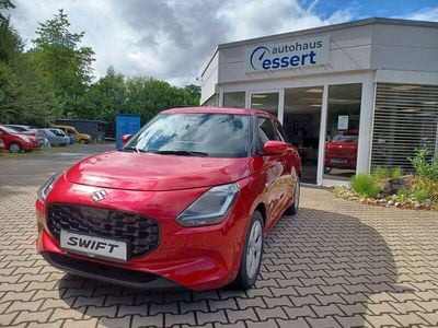 Gebraucht Suzuki Swift Comfort 83 PS (61 kW) 2025 Rot Kleinwagen