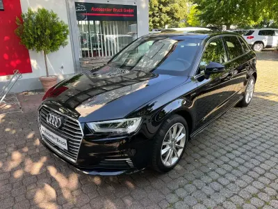 Gebraucht Audi e-tron Design 110 kW (150 PS) 2018 Schwarz SUV