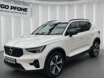 Weiß Gebraucht 2024 Volvo XC40 Plus SUV | 35.950 € (Guter Preis)