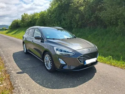 Używany Ford Focus Titanium 150 KM (110 kW) 2019 Szary Kombi