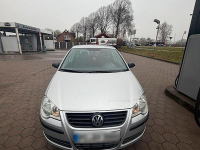 Gebraucht VW Polo 55 PS (40 kW) 2005 Grau Kleinwagen