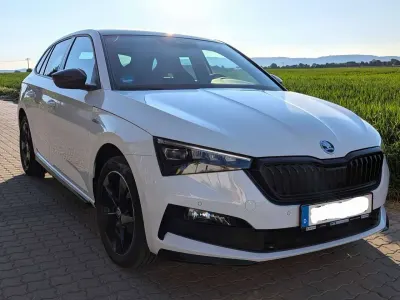 Gebraucht Skoda Scala Monte Carlo 95 PS (69 kW) 2021 Weiß Kleinwagen