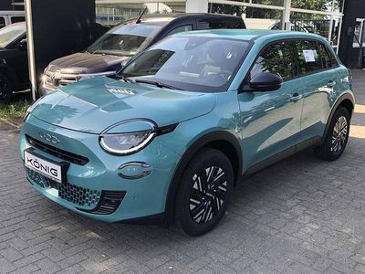 Gebraucht Fiat 600 146 PS (107 kW) 2025 Blau Limousine