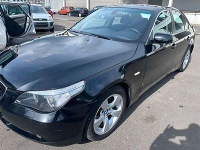 BMW 525