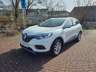 Gebraucht Renault Kadjar Intens 158 PS (116 kW) 2021 Weiss "nacre" SUV