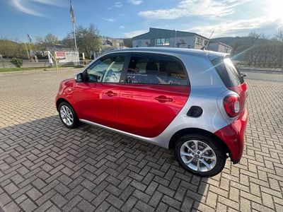 Gebraucht Smart ForFour 75 PS (55 kW) 2019 Rot Kleinwagen