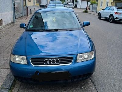 Gebraucht Audi A3 Ambiente 102 PS (75 kW) 2001 Blau Kleinwagen