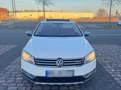Gebraucht VW Passat Alltrack 118 PS (86 kW) 2012 Weiß Kombi
