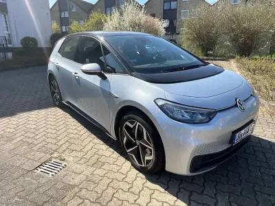 Gebraucht VW ID.3 Pro Performance 150 kW (204 PS) 2023 Silber Kleinwagen