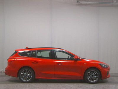 Usata Ford Focus ST-Line 150 CV (110 kW) 2020 Rosso Station wagon