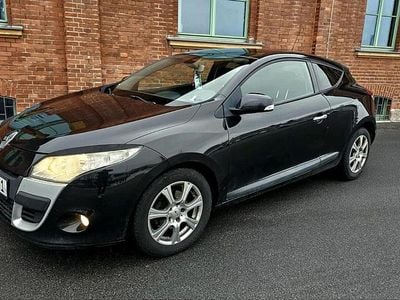 Schwarz Gebraucht 2009 Renault Mégane Coupé Coupé | 2.250 € (Fairer Preis)