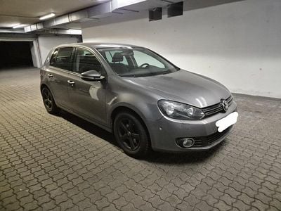 Gebraucht VW Golf VI 122 PS (89 kW) 2009 Grau Kleinwagen
