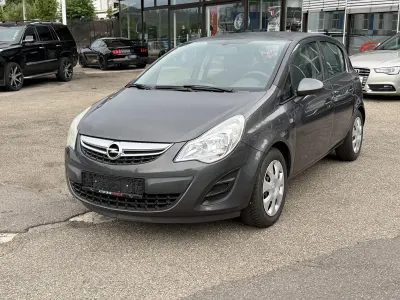 Gebraucht Opel Corsa 86 PS (63 kW) 2011 Silber Kleinwagen