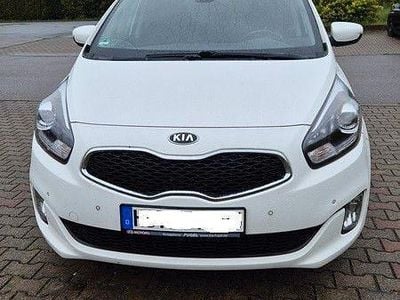 Usata Kia Carens DREAM-TEAM Edition 141 CV (103 kW) 2015 Bianco Monovolume
