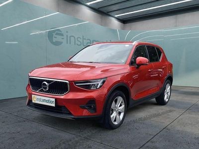 Rot Gebraucht 2024 Volvo XC40 Core SUV | 33.949 € (Fairer Preis)