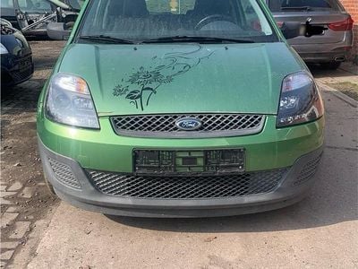 Gebraucht Ford Fiesta 60 PS (44 kW) 2006 Grün Kleinwagen
