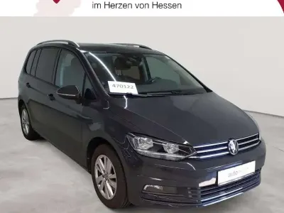 Gebraucht VW Touran Comfortline 150 PS (110 kW) 2023 Uranograu Van / Kleinbus