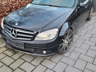 Gebraucht Mercedes C200 184 PS (135 kW) 2010 Schwarz Limousine