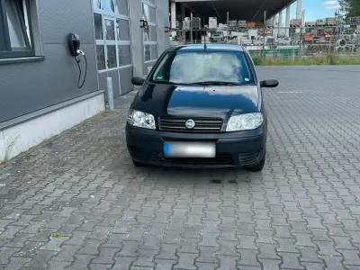 Brugt Fiat Punto 60 HK (44 kW) 2005 Blå Hatchback