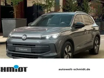 Nuova VW Tiguan 150 CV (110 kW) 2026 Grigio SUV