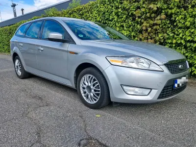 Gebraucht Ford Mondeo 125 PS (91 kW) 2007 Silber Kombi
