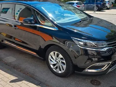 Używany Renault Espace Intens 160 KM (117 kW) 2015 Czarny Minivan