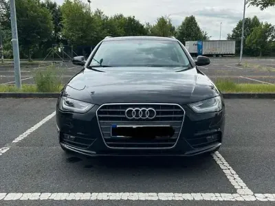 Gebraucht Audi A4 150 PS (110 kW) 2015 Schwarz Kombi