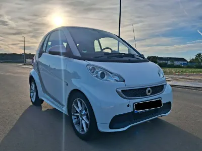 Gebraucht Smart ForTwo Coupé Passion 71 PS (52 kW) 2012 Weiß Coupé