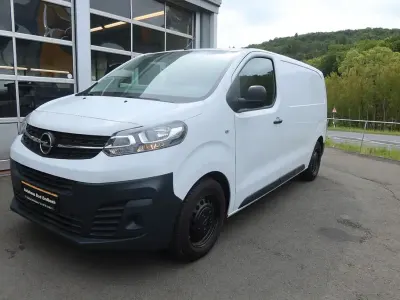Gebraucht Opel Vivaro Edition 102 PS (75 kW) 2022 Weiß Van / Kleinbus