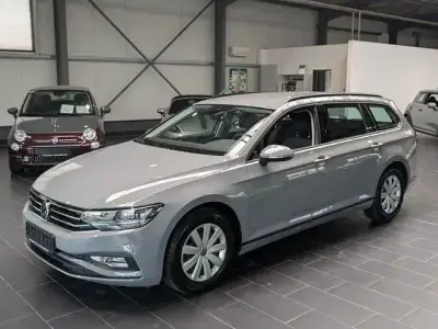 Gebraucht VW Passat Conceptline 150 PS (110 kW) 2022 Grau Kombi