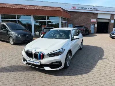 Gebraucht BMW 120 Sport Line 178 PS (130 kW) 2021 Weiß Kleinwagen