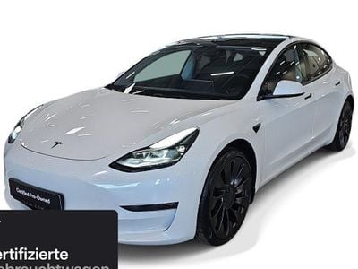Begagnad Tesla Model 3 Performance 377 kW (513 HK) 2022 Vit Sedan