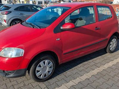 Rot Gebraucht 2006 VW Fox Kleinwagen | 1.590 € (Fairer Preis)