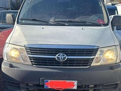 Gebraucht Toyota HiAce 117 PS (86 kW) 2008 Kombi