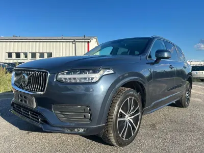 Gebraucht Volvo XC90 Momentum 235 PS (172 kW) 2020 Blau SUV