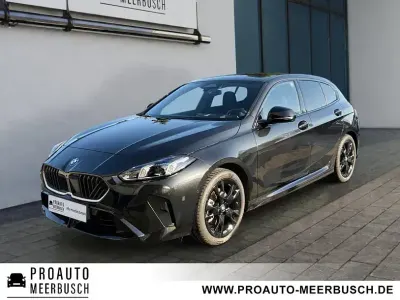 Gebraucht BMW 120 M Sport 163 PS (119 kW) 2025 Black sapphire Kleinwagen