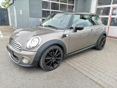 Usado Mini ONE 98 HP (72 kW) 2012 Prateado Citadino