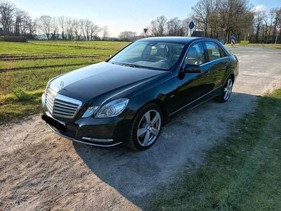 Second-hand Mercedes E250 Elegance 204 CP (150 kW) 2010 Negru Berlinǎ