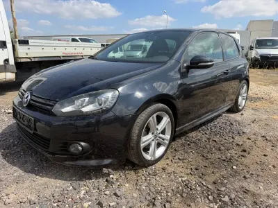 Gebraucht VW Golf VI Highline 122 PS (89 kW) 2011 Schwarz Kleinwagen